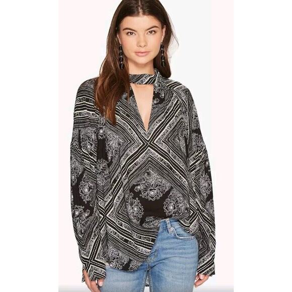 FREE PEOPLE Tunic TopWalking On A Dream Geometric Print Cut Out Boho Sz Medium - Picture 1 of 8